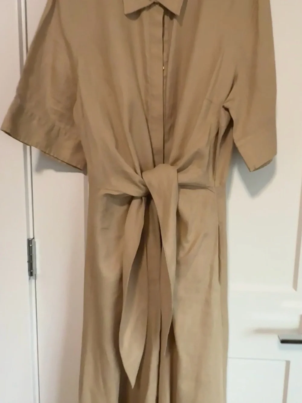 Lauren Ralph Lauren Tan Tie-Front Midi Shirt Dress - Picture 2 of 3